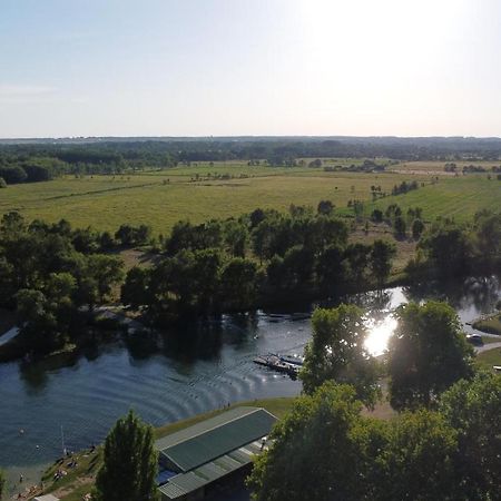 Camping belle rivière Chaniers Esterno foto