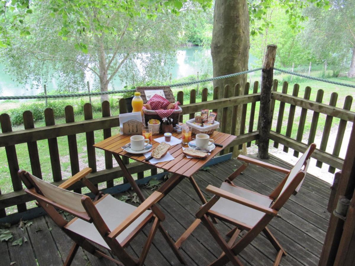 Camping belle rivière Chaniers Esterno foto