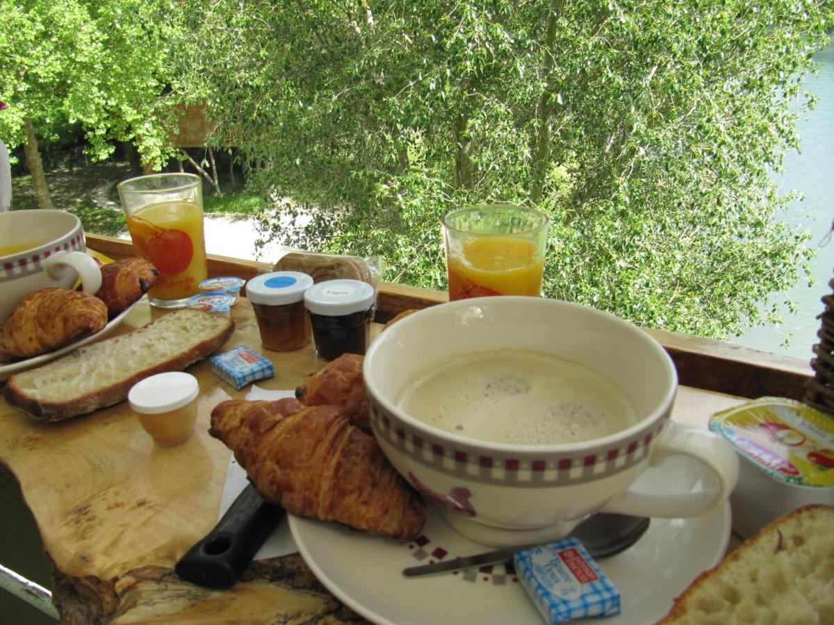 Camping belle rivière Chaniers Esterno foto