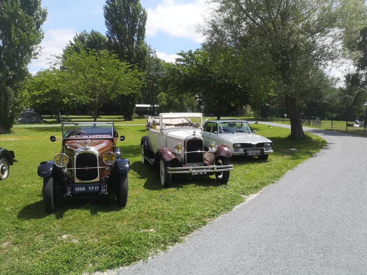 Camping belle rivière Chaniers Esterno foto