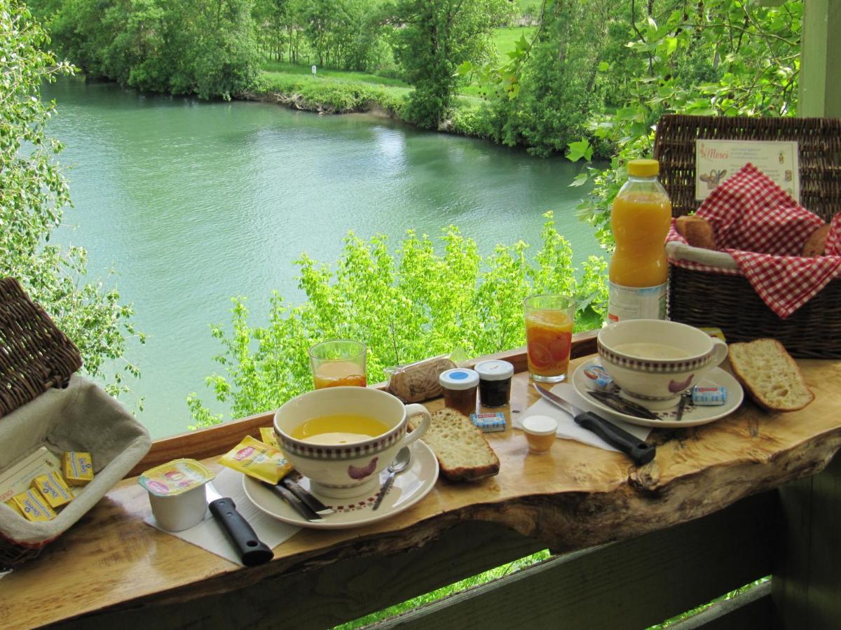 Camping belle rivière Chaniers Esterno foto