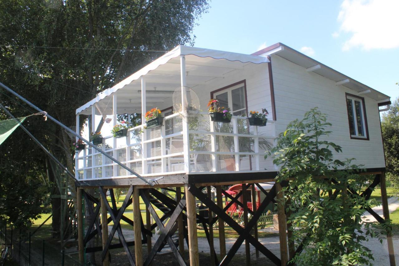 Camping belle rivière Chaniers Esterno foto
