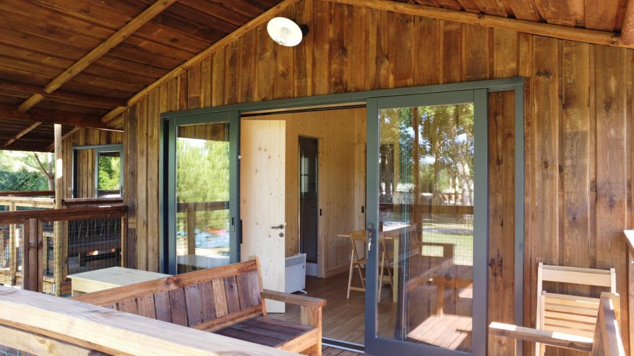 Camping belle rivière Chaniers Esterno foto