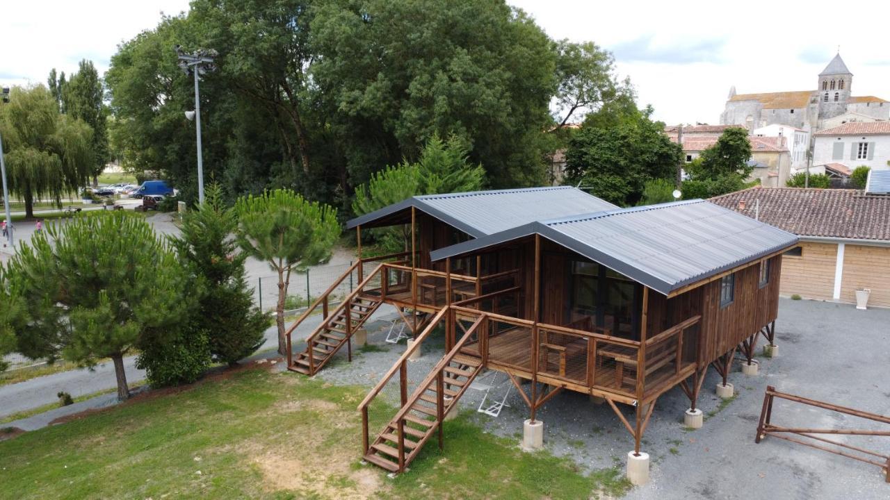 Camping belle rivière Chaniers Esterno foto